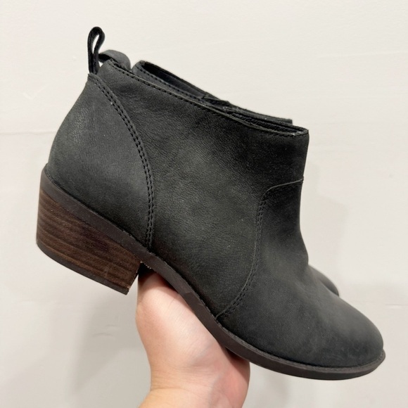 Lucky Brand Faydren Ankle Bootie Leather Size 8 Block Heel - Picture 1 of 9